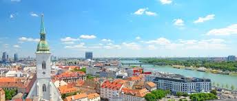 The city of bratislava is the capital of slovakia. Croaziera 2021 Fluviul Dunarea Vilshofen Amawaterways Ama Magna 7 Nopti