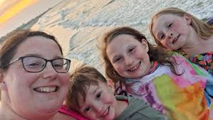 Fundraiser by Starla Waddell : Help Starla's Family Get Back