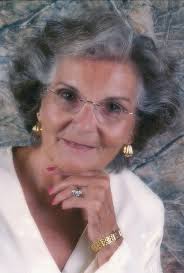 Gloria Mae Skrivanie