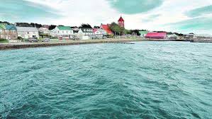 Las islas malvinas son un hermoso archipiélago natural ubicado en la plataforma continental de américa del sur, dentro del atlántico sur que argentina denomina su mar argentino. Diarios Britanicos Destacan Que Cordoba Tenga Un Vuelo Directo A Las Islas Malvinas La Voz