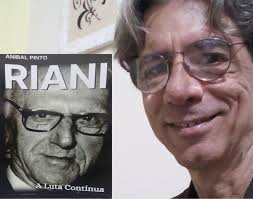 Segundo volume da biografia de Clodesmidt Riani