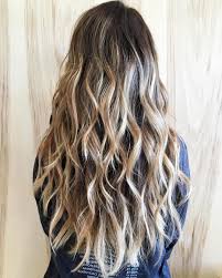 Il bello del taglio messy. Top 50 Tagli Per Capelli Spessi E Mossi Nel 2022 Capellidistile It