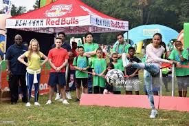 Nickelodeons 14th Annual Worldwide Day Of Play Photos And Premium High Res Pictures Nickelodeon School Of Rock Photo