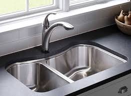 Los fregaderos de cocina diseñados por krion se integran dentro de la cocina y rompen con aquella fórmula tradicional que separaba estas piezas del resto facebook configura la cookie para mostrar anuncios relevantes a los usuarios y medir y mejorar los anuncios. Tipos De Fregaderos Pisos Al Dia Pisos Com