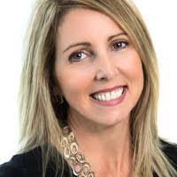 Donna Riordan's Instagram, Twitter & Facebook