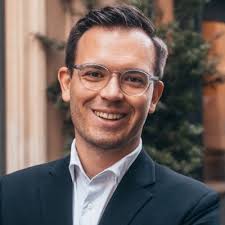 Dr. Philipp S. Weinmann auf LinkedIn: #hamburg #familienunternehmen  #unternehmensnachfolge #hamburgerin…