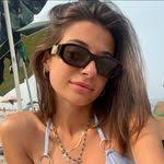 Sara Patti's Instagram, Twitter & Facebook