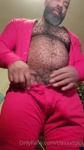 Thick cocks: Daddy kahan claxton shows his big… ThisVid.com