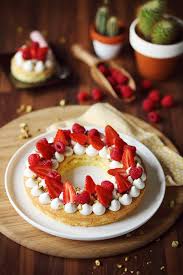 Il n'est pire eau que l'eau qui dort, dit le proverbe. Gateau Vanille Et Fruits Rouges Chefnini