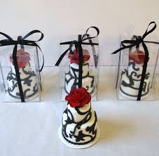 Custom Wedding Mini Cakes Toronto Fondant White Black Red Roses Would Love These As Favors Mini Wedding Cakes Fondant Cakes Edible Wedding Favors