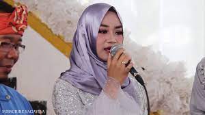 0 ratings0% found this document useful (0 votes). Kidung Sawer Panganten Merdunya Kidung Pangrajah Sawer Adat Sunda Youtube