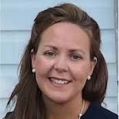 Nikki Hicks 🟢🔵🟡🔴