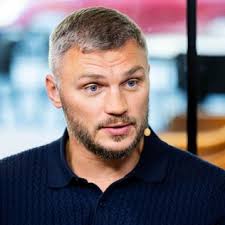 Maskvoje pagamintas „Apple Watch“ su V. Putino parašu