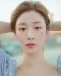 May 30, 2021 · kyun mi ri is the mother of actress lee da in, who confirmed last week that she is in on may 29, actress kyun mi ri appeared on the home shopping channel cj onstyle to host a makeup sale. Mbdor5xo1fe Sm