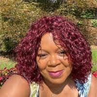 Denna Bogan's Instagram, Twitter & Facebook