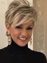 If you want to try out a best short layered style, you may want to choose a. Hairstyles For Women Over 50 With Thick Hair Hairstyles Lovers
