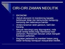 Menurut para ahli, periode ini berlangsung sekitar kurang lebih 2000 tahun sebelum masehi. Zaman Pra Sejarah