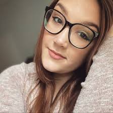 Toni Bishop (xtonielizabethx)