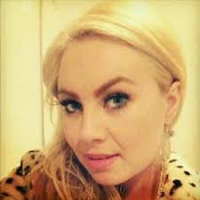 Stephanie Simons (@StephanieAbbi)