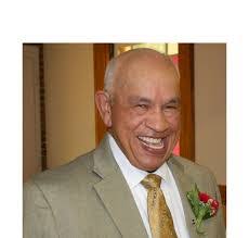 Lenora Lynch's Instagram, Twitter & Facebook