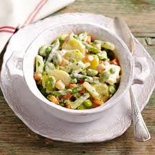 Schnusch Ist Ein Norddeutscher Gemuseeintopf Frisches Gemuse Wird In Milch Oder Sahne Gekocht Probieren Sie Die Tolle Schnusch Rezepte Rezepte Mit Kohlrabi