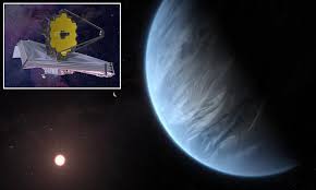 Webb will study planets orbiting other stars looking for the chemical signatures of the building blocks of life. Scientists May Find Aliens By 2026 Thanks To A New Space Telescope Daily Mail Online