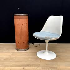 Si vous êtes amoureux du design des années 70, hektor est fait pour vous. Chaise Vintage Annees 70 Materiaux Autenthiques