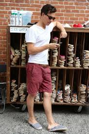 But, it also looks lovely with teals, navy, brighter shades of pink, and plum as well as worn with blue denim. 23 Stylish Men S Outfits With Shorts For Summer 2021