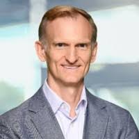 Chris Robbs's Instagram, Twitter & Facebook