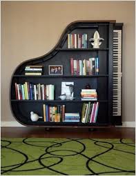 Saat ini rak dinding mengambang menjadi primadona di dunia desain interior. Jangan Lekas Dibuang Yuk Coba Kreasikan 9 Rekomendasi Barang Inovasi Yang Mudah Dibuat Dari Sampah Ini