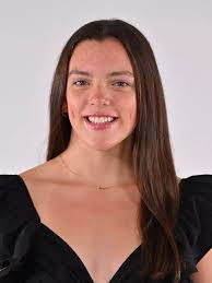 Cara Stapleton's Instagram, Twitter & Facebook