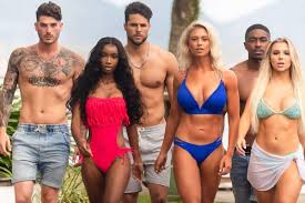 Producers are hoping the 2021 series will again see contestants enjoying the sunshine of majorca. Itv Postpones Hit Show Love Island Until 2021 Due To Covid 19 Starbiz Net