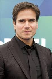 Daniel Arena's Instagram, Twitter & Facebook