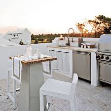 Decorating the kitchen in your beach or summer home can be tricky. 22 Rooftop Kitchen Ideas To Relax In Summer Homemydesign