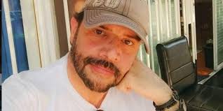 Héctor parra ретвитнул(а) dr jordan b peterson. B7ey1e8y88yilm