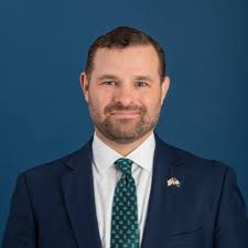 Aaron Ringel (@AERingel)