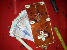 RÃ©sultat de recherche d'images pour "PORTE FEUILLE MAGIQUE"