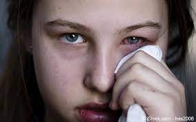 Kann es überhaupt sein, dass es eine bindehautentzündung ist, da ja nichts, aber auch gar nichts gerötet ist? Bindehautentzundung Kunjuktivitis Meine Gesundheit