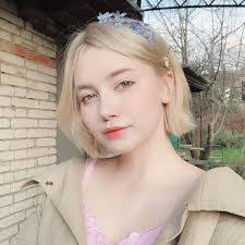 Bryan Lester's Instagram, Twitter & Facebook