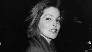 Inside Elvis And Priscilla Presley's Relationship