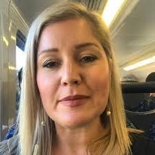 Heidi Jarman's Instagram, Twitter & Facebook