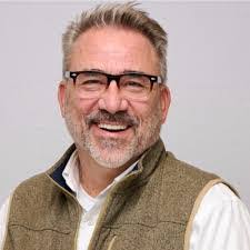 Wade Boles's Instagram, Twitter & Facebook