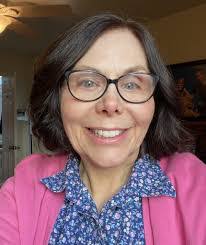 Sharon Kozar's Instagram, Twitter & Facebook