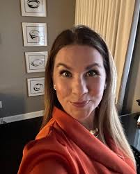 The Lipstick Network