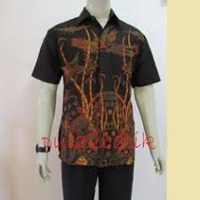 Untuk para wanita muslimah, desain yang tersedia seperti beraneka model gamis batik, maxi dress dan juga baju setelan rok dan baju atasan. 83 Batik Pria Hem Kemeja Ideas Mens Tops Batik Men Casual