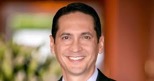 Empresarios Magazine: Nuevos gerentes en el Hotel El Convento y el Hotel  Condado Vanderbilt