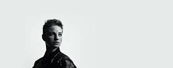 Bebe vio, il cui nome completo è maria beatrice vio, nasce il 4 marzo del 1997 a venezia, seconda di tre fratelli. Marketing Kampagne David De Rothschild Und Bebe Vio Fur Moncler