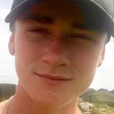 Fergus Mac Stewart KNOWLES