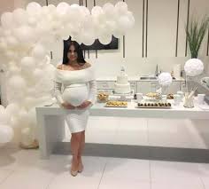 New Baby Shower Outfit For Mom February Ideas Baby Shower Outfit White Baby Showers Baby Shower Dresses