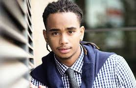 Sean andrew kibaki, former president kibaki's grandson just took his pda to another level. Kibaki S Grandson Sweeps Kenyan Women Off Their Feet With Love Hunt Post